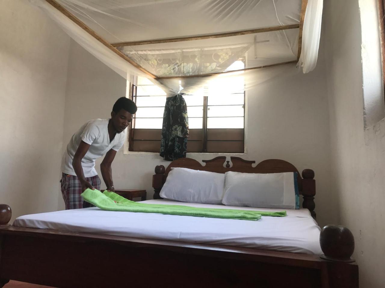 Moringe Home Stay - Village House Jambiani  Bagian luar foto